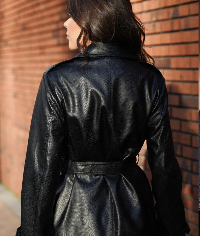 Women’s Textured Black Sheep Leather Jacket – Premium Scale Pattern, Button Cuffs & Structured Collar